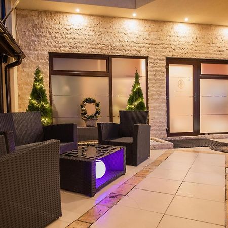 אראד H & V Residence - Diamond Bungalow Apartment מראה חיצוני תמונה