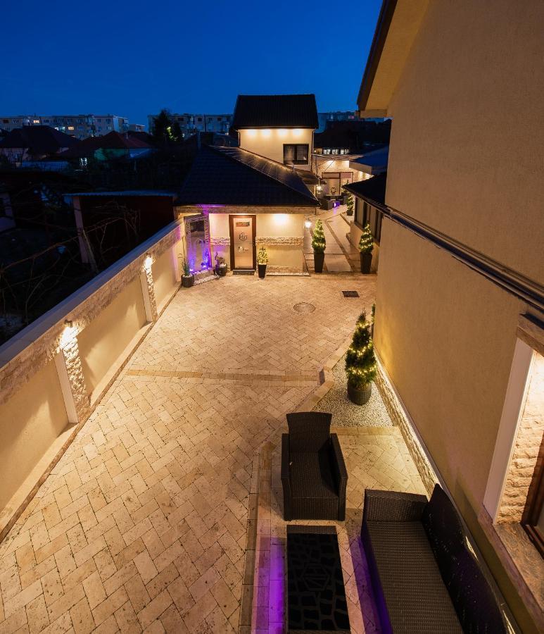 אראד H & V Residence - Diamond Bungalow Apartment מראה חיצוני תמונה