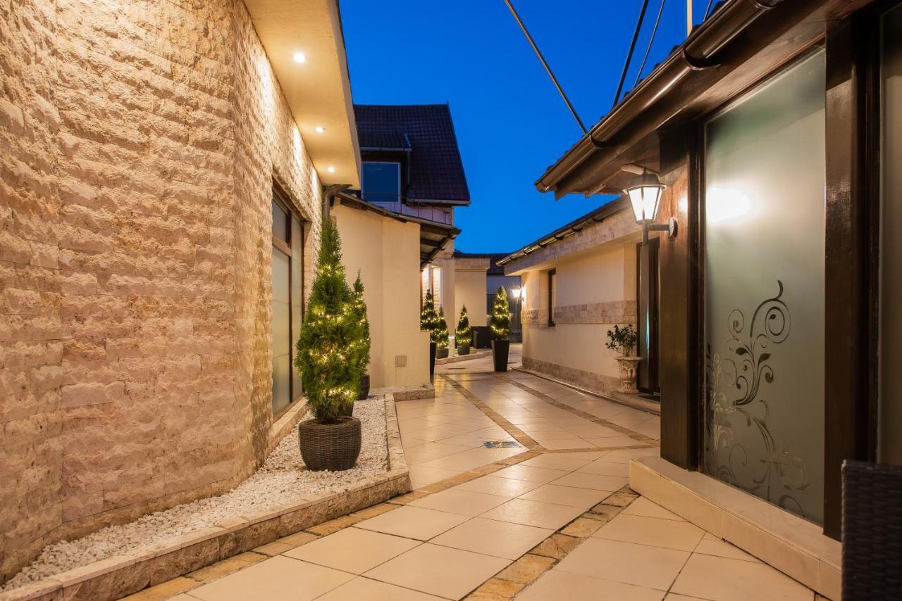 אראד H & V Residence - Diamond Bungalow Apartment מראה חיצוני תמונה