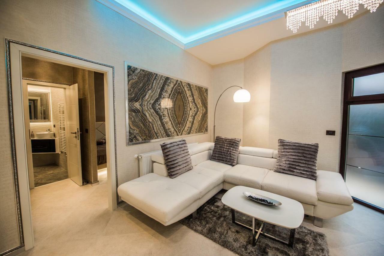 אראד H & V Residence - Diamond Bungalow Apartment מראה חיצוני תמונה