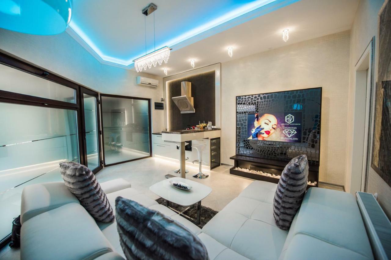 אראד H & V Residence - Diamond Bungalow Apartment מראה חיצוני תמונה